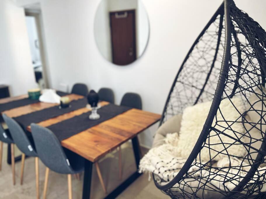 Minimal 3Br Apartment In Athen Eksteriør bilde