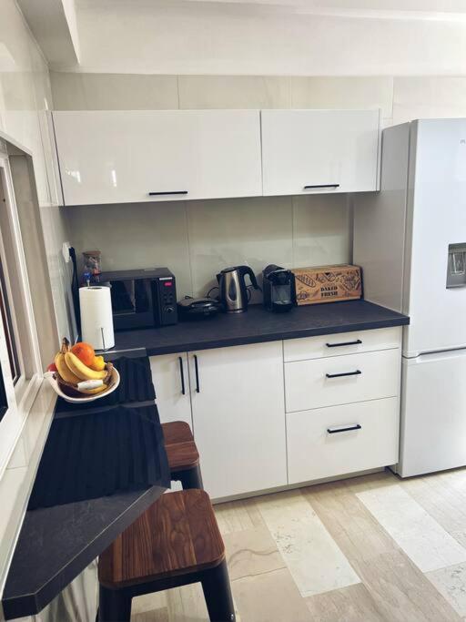 Minimal 3Br Apartment In Athen Eksteriør bilde